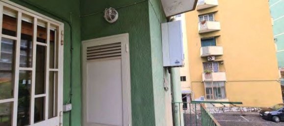 3 rooms Apartment in Naples, Italy No. 14169 16