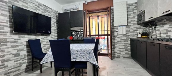 3 rooms House in Foggia, Italy No. 76340 9