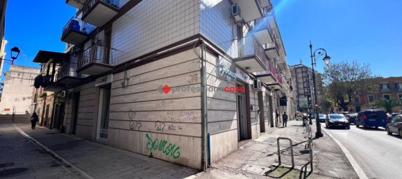 3 rooms House in Foggia, Italy No. 76340 2