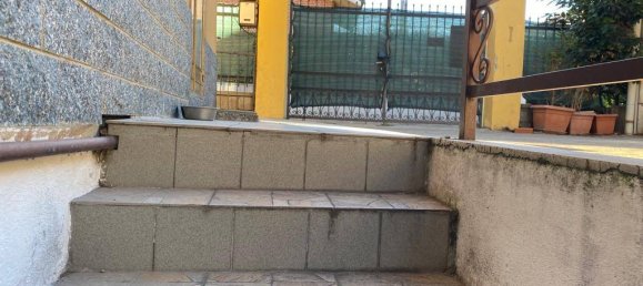 2 bedrooms House in Grugliasco, Italy No. 57287 7