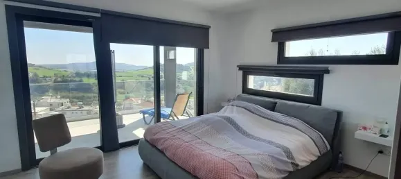 Villa de 3 dormitorios en Monagroulli, Cyprus No. 766 11