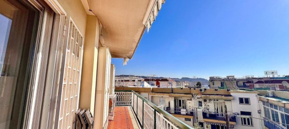 3 rooms Apartment in Pozzuoli, Italy No. 212376 25