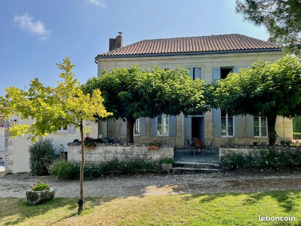 4 Schlafzimmer Haus in Charente-Maritime, France, Nr. 285361