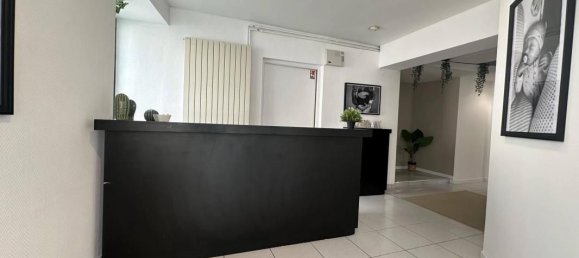 Дом с 5 спальнями в Брюйер-э-Монберо, Франция № 244824 4