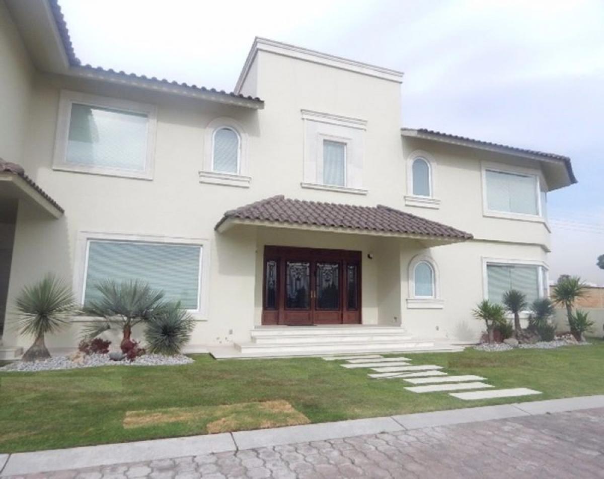 5 bedrooms House in Mexico No. 221240