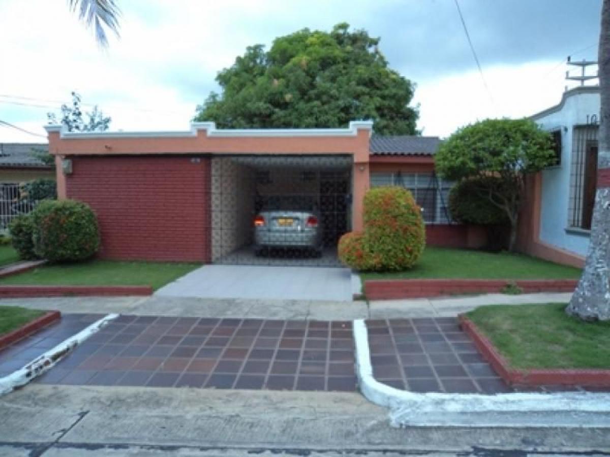 3 bedrooms House in Atlantico, Colombia No. 4406