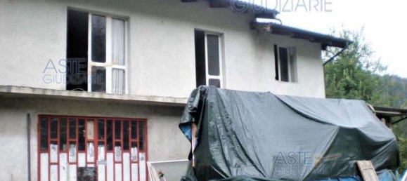 6 rooms Apartment in Cortemilia, Italy No. 51941 6