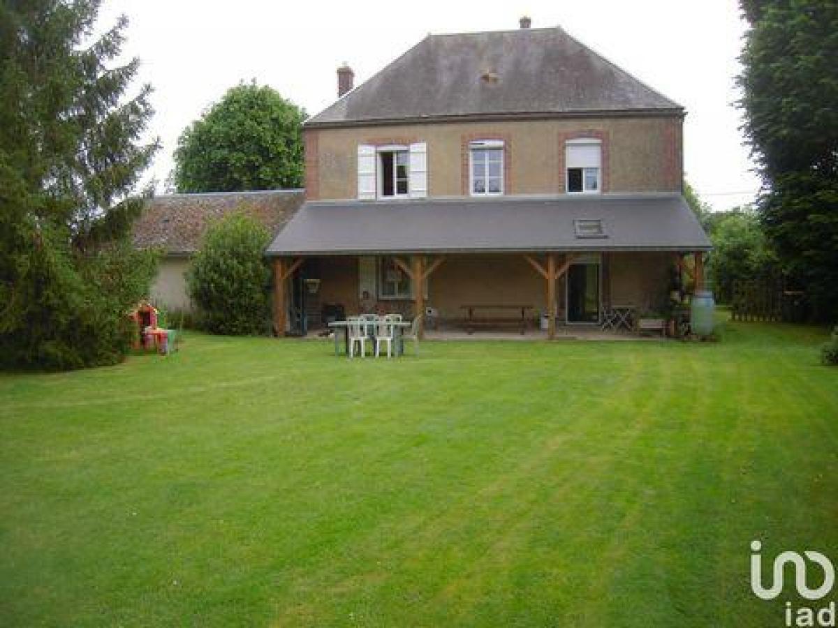 4 bedrooms House in Chartres, France No. 10164