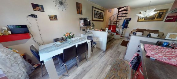 3 rooms Duplex in Cadorago, Italy No. 226409 11