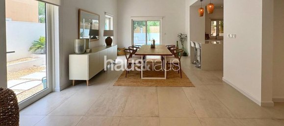 5 bedrooms Villa in The Villa, UAE No. 99005 8