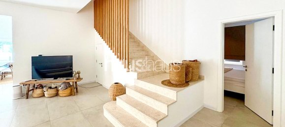 5 bedrooms Villa in The Villa, UAE No. 99005 3