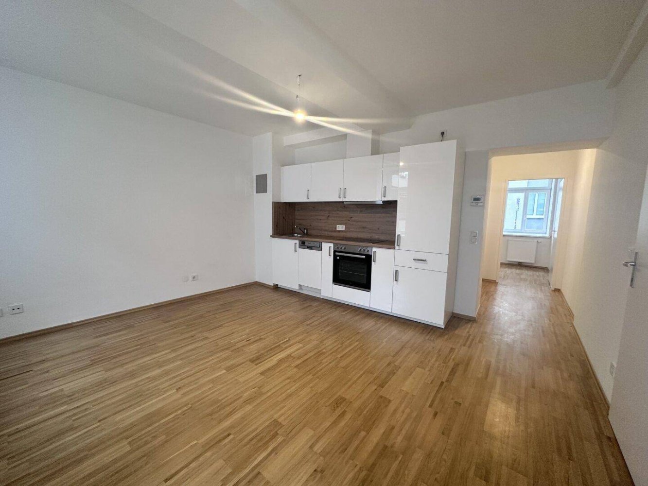 3 rooms Apartment in Hernals, Austria No. 138368