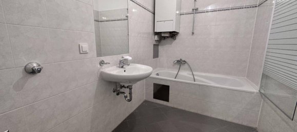 3 rooms Apartment in Hernals, Austria No. 138368 5