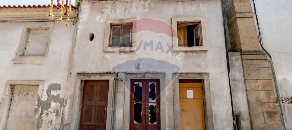 3 Schlafzimmer Haus in Lousa, Portugal, Nr. 24392 6