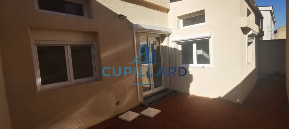 Casa de 3 dormitorios en Roanne, France No. 192917 6