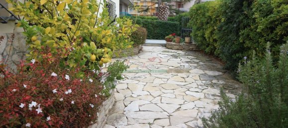 Villa de 9 divisões em Montenero di Bisaccia, Italy N.º 68533 6