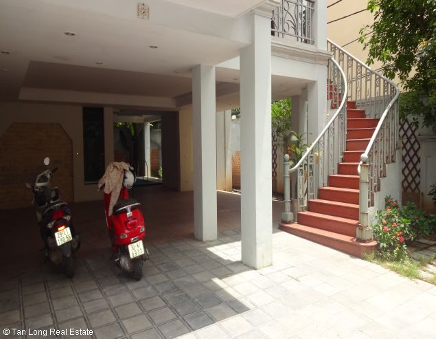 Вилла с 7 спальнями в Тэйхо, Вьетнам № 2690