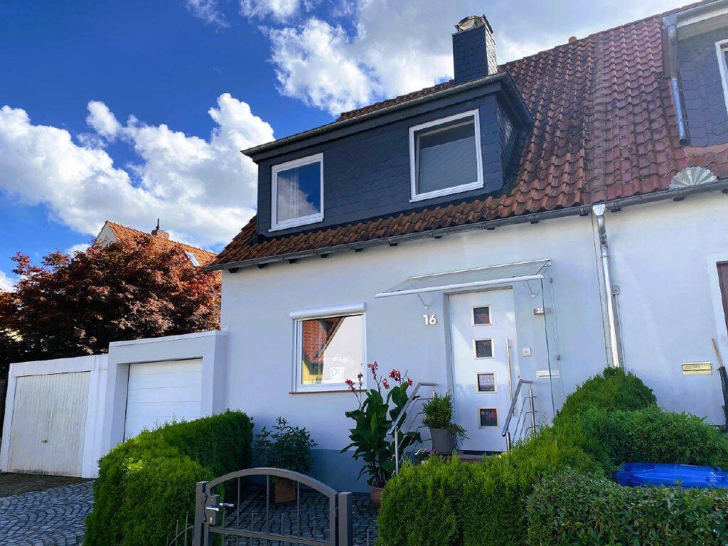 Adosado de 4 habitaciónes en Gottingen, Germany No. 289493