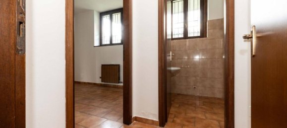 2-Zimmer Wohnung in Solbiate Olona, Italy, Nr. 150834 17