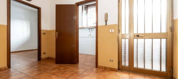 2-Zimmer Wohnung in Solbiate Olona, Italy, Nr. 150834 5