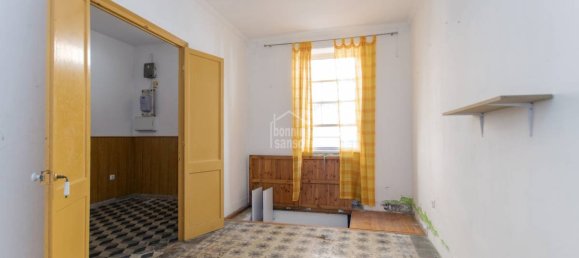 Adosado de 6 dormitorios en Mahon, Spain No. 10283 3