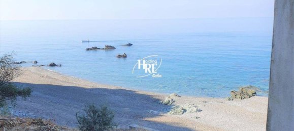 3 rooms House in Acquappesa, Italy No. 166547 10