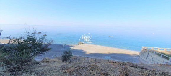 3 rooms House in Acquappesa, Italy No. 166547 9