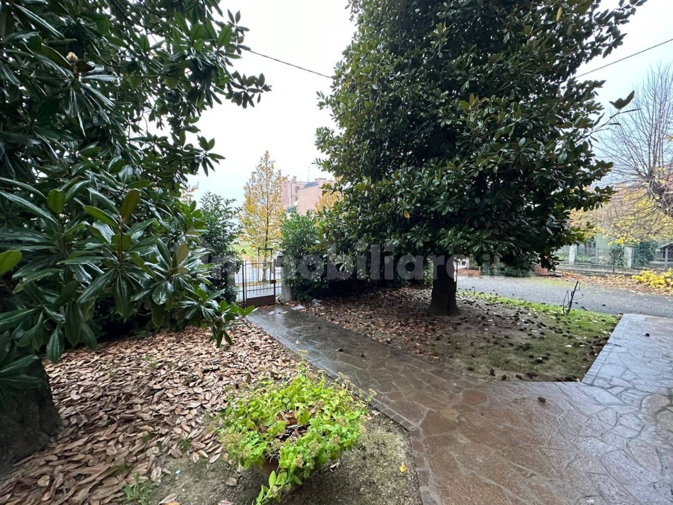 6 bedrooms Villa in Sassuolo, Italy No. 111782