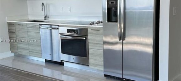 2 Schlafzimmer Gewerbliche Immobilien in Miami, USA, Nr. 615539 21