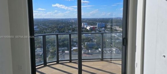 2 Schlafzimmer Gewerbliche Immobilien in Miami, USA, Nr. 615539 9