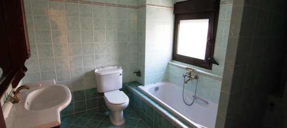 4 bedrooms Property in Panorama, Greece No. 6848 20