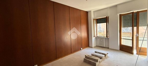 Квартира с 1 спальней в Турин, Италия № 356890 16