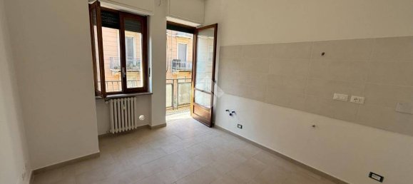 Квартира с 1 спальней в Турин, Италия № 356890 33