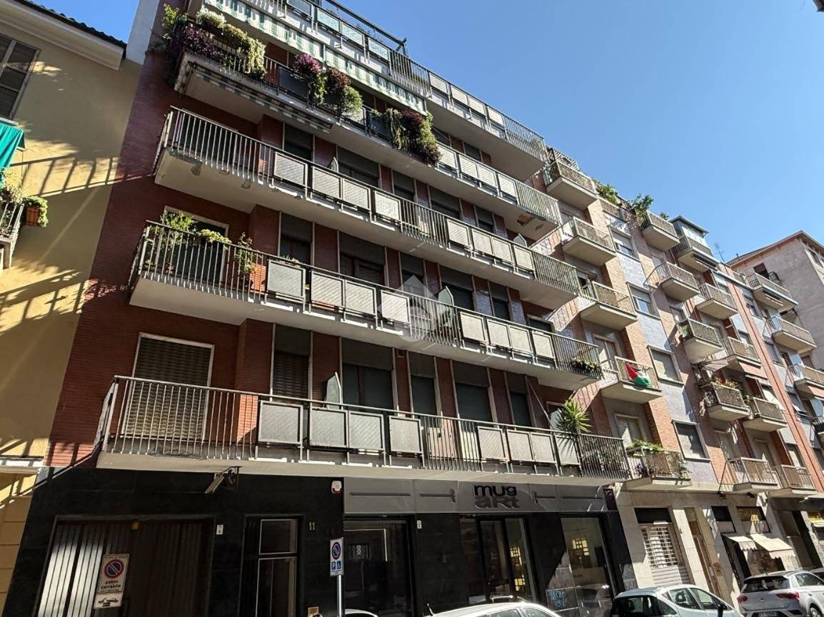 Квартира с 1 спальней в Турин, Италия № 356890