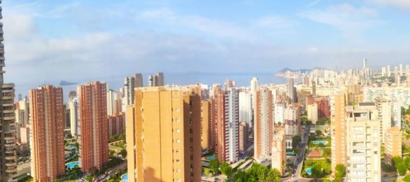 4 bedrooms Apartment in Benidorm, Spain No. 82551 2