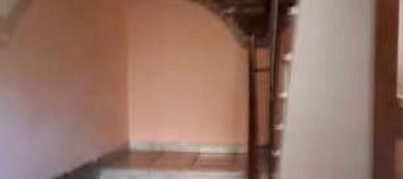 6 bedrooms Apartment in Rome, Italy No. 330025 4