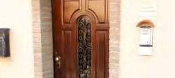 6 bedrooms Apartment in Rome, Italy No. 330025 3