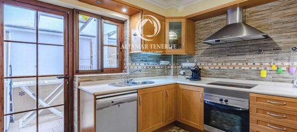 3 bedrooms Townhouse in Adeje, Spain No. 62191 6