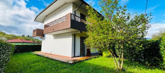 Casa de 6 habitaciónes en Bagnone, Italy No. 45240 2