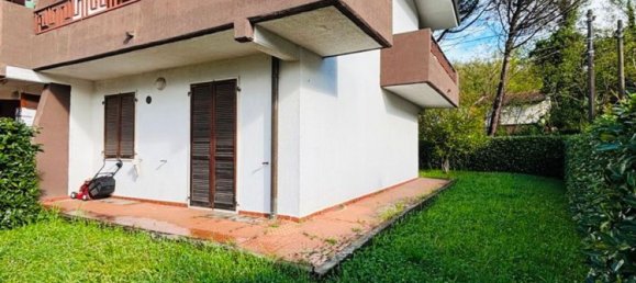 Casa de 6 habitaciónes en Bagnone, Italy No. 45240 7