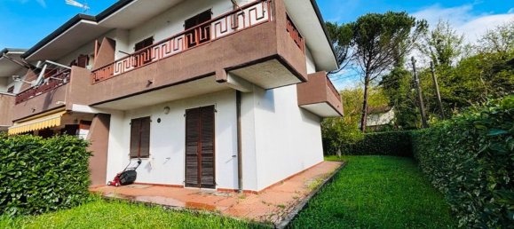 Casa de 6 habitaciónes en Bagnone, Italy No. 45240 6