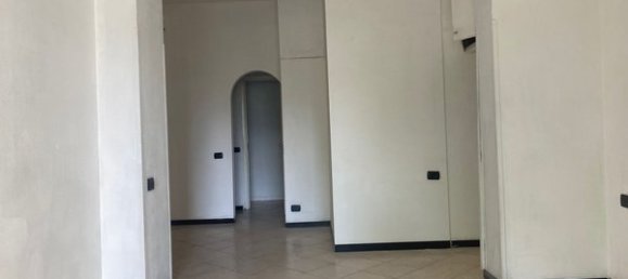 2 rooms Commercial property in Como, Italy No. 99094 13