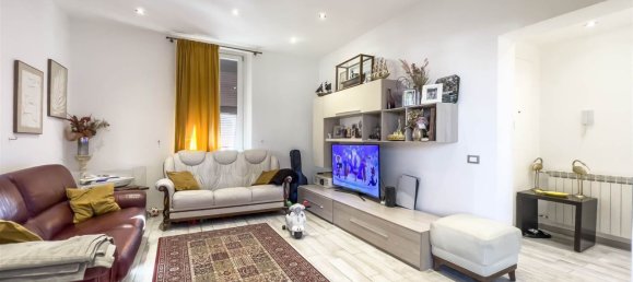 6 rooms Apartment in Sarzana, Italy No. 188274 5