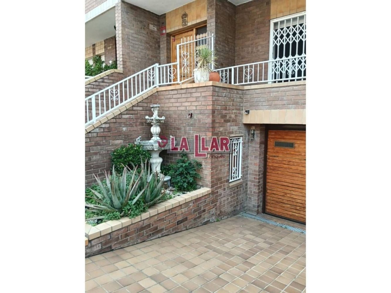 Таунхаус с 5 спальнями в Гранольерс, Испания № 170861