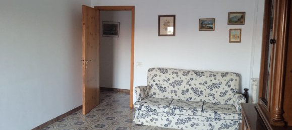 Дом с 5 спальнями в Виттория, Италия № 327151 7