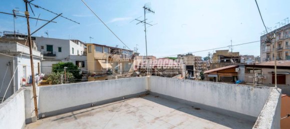 2 Schlafzimmer Wohnung in Messina, Italy, Nr. 332951 26