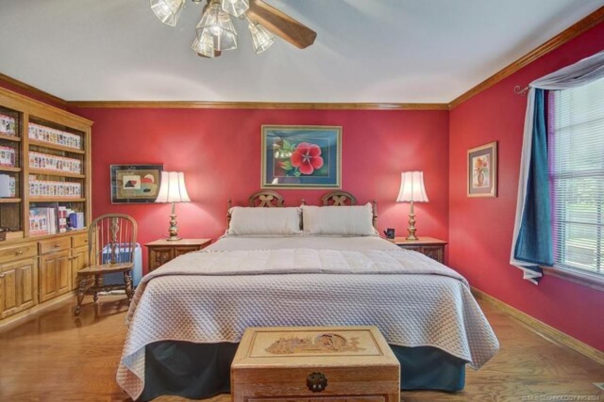 Дом с 4 спальнями в Талса, США № 406754