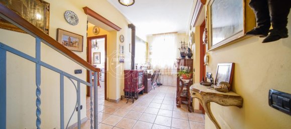 5 rooms Villa in Gazzada Schianno, Italy No. 104549 43