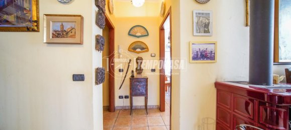 5 rooms Villa in Gazzada Schianno, Italy No. 104549 32