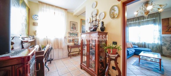 5 rooms Villa in Gazzada Schianno, Italy No. 104549 31